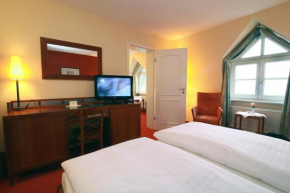  Romantik Hotel Kaufmannshof  Fvn Берген Fea Рюген
